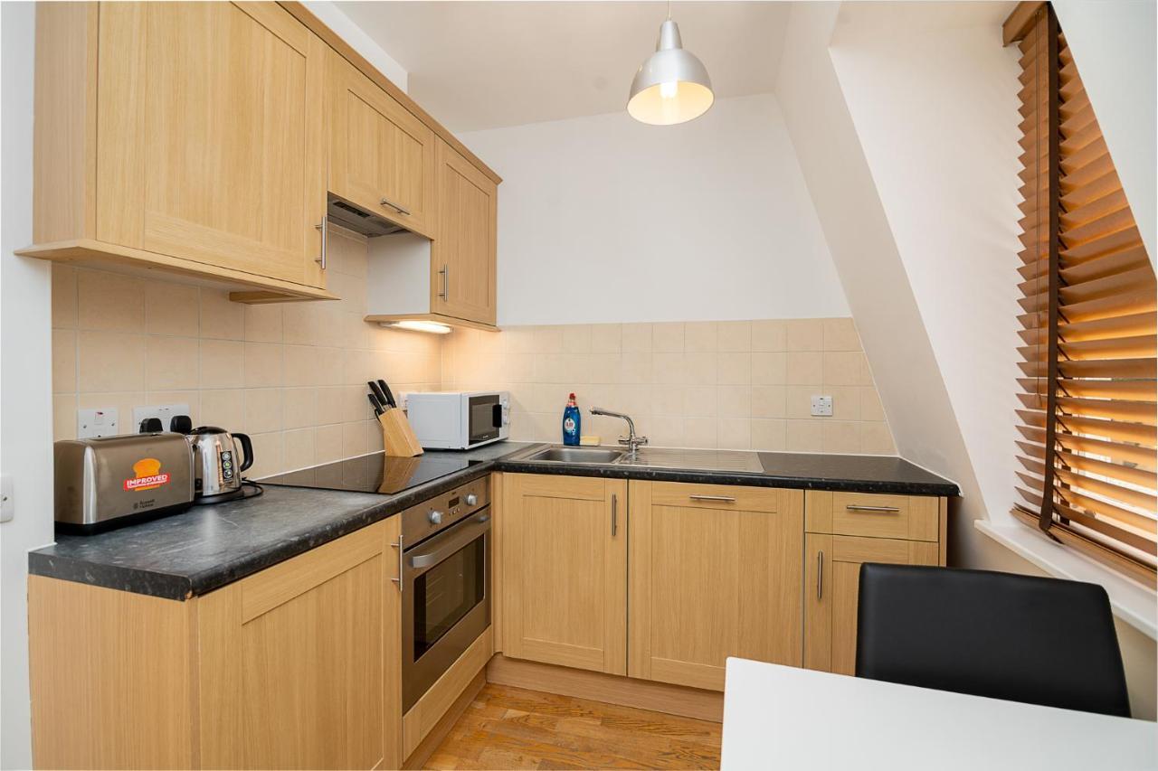 Modern 1 Bed Flat For Up To 2 People In Holborn, London With Free Wifi Appartement Buitenkant foto